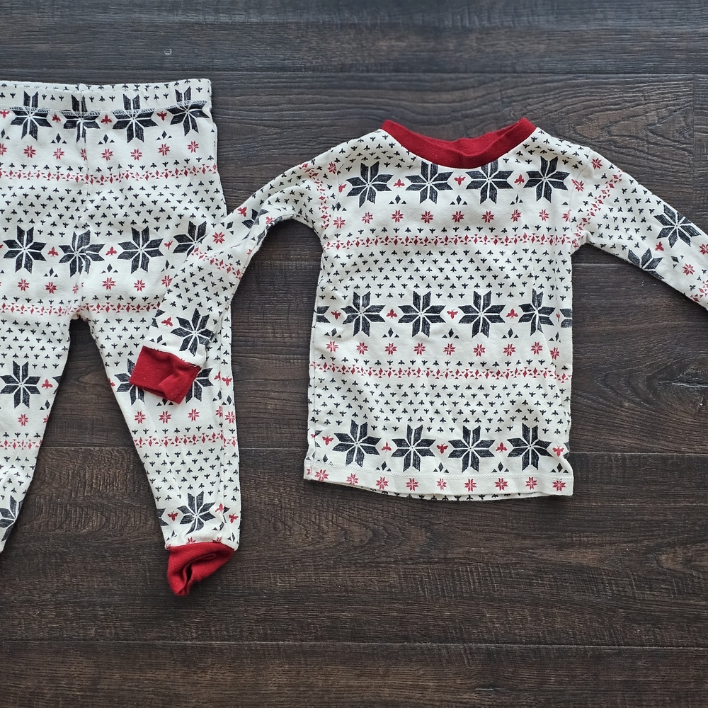 Burt's Bees Baby Snowflake Pajama Set - Red, Black, White